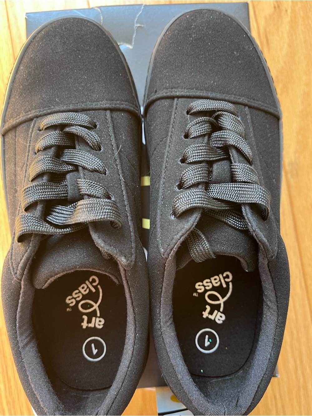 art class Black Kids Canvas Lace-Up Sneakers